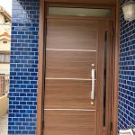 越谷市　玄関ドアのリフォーム